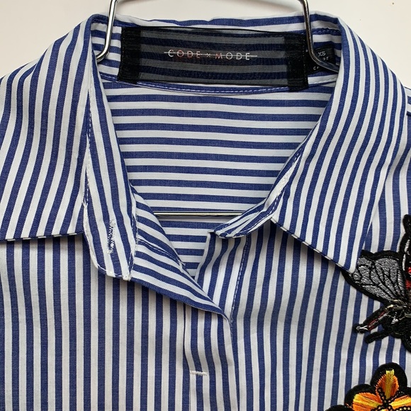 Code x Mode Blue & White Striped Appliqué Shirt XS - Picture 6 of 11